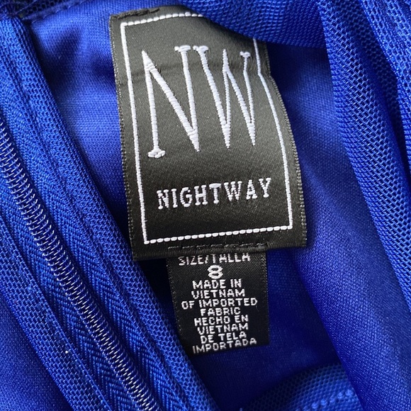 NW Nightway Dress 8 - Picture 5 of 9